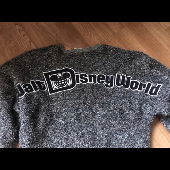 SOLD ‼️ Walt Disney world Sherpa jersey Disneyland - Picture 1 of 3